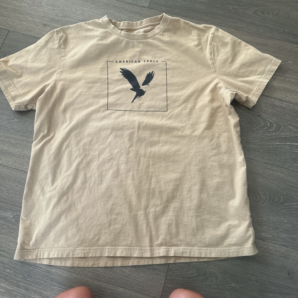 American Eagle Outfitters Beige Graphic Tee
